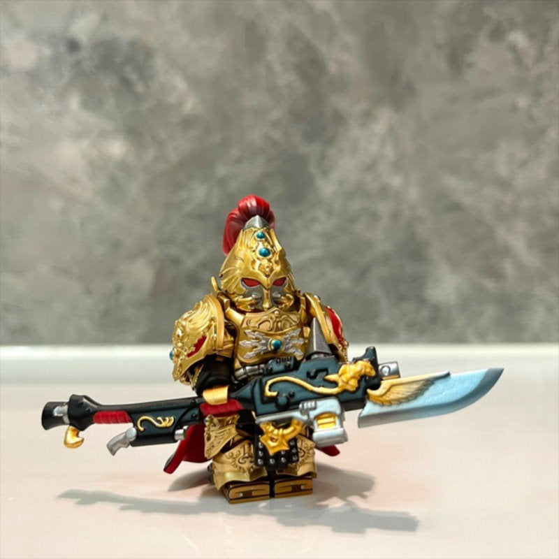 Custodian Guard Warhammer 40K Minifigure2