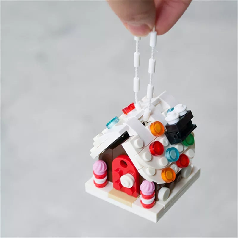 Mini Gingerbread House2