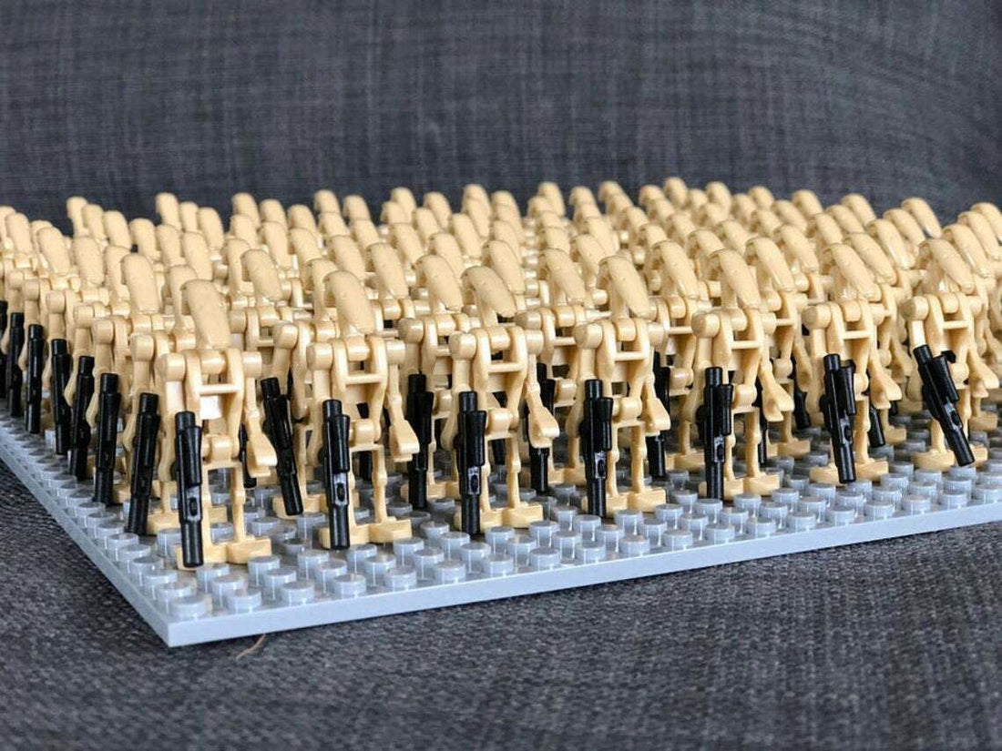 Robot and Droid Minifigures: The Ultimate Army Building Guide with Bulk Packs from $3.80