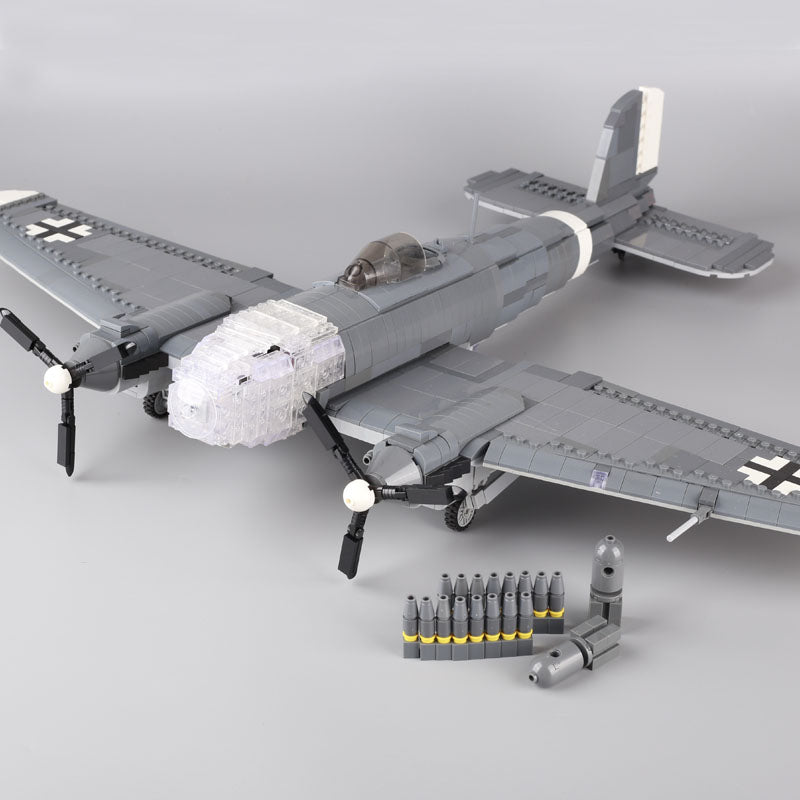 WW2 German Luftwaffe Heinkel He 111 Bomber1