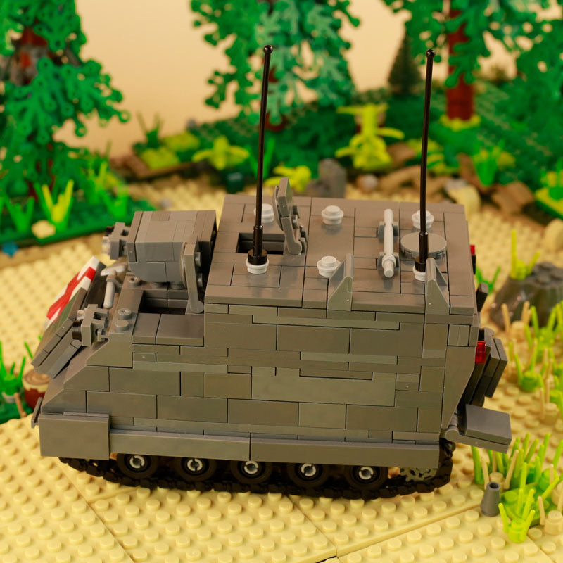 US Army M577-A2 Emergency Medical Treatment Vehicle (EMTV)6