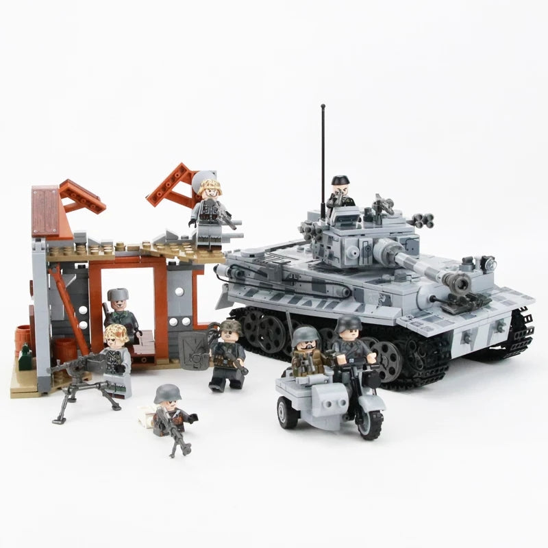 WW2 German Pz.Kpfw. "Tiger" H Tank2