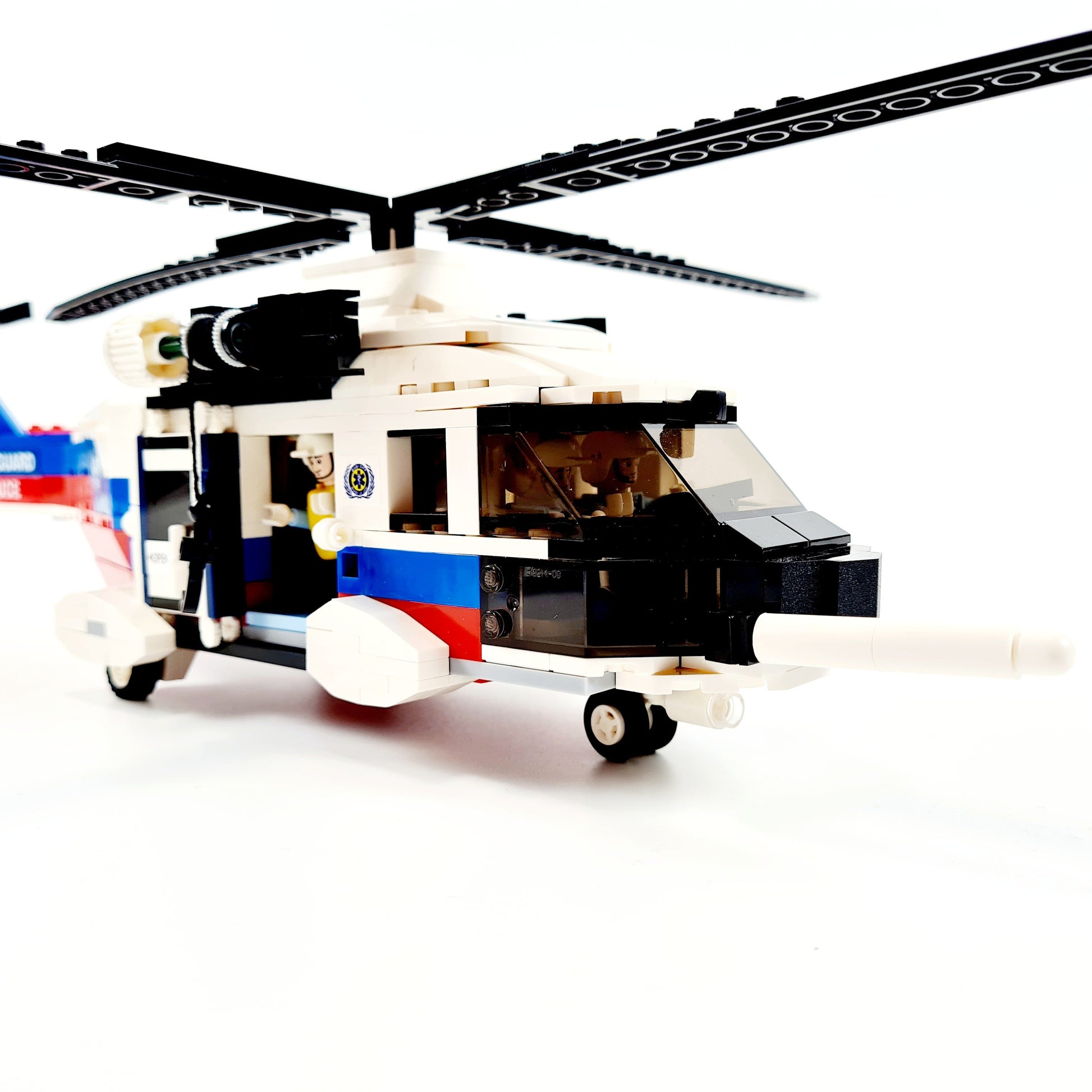 Coast Guard Rescue Helicopter9