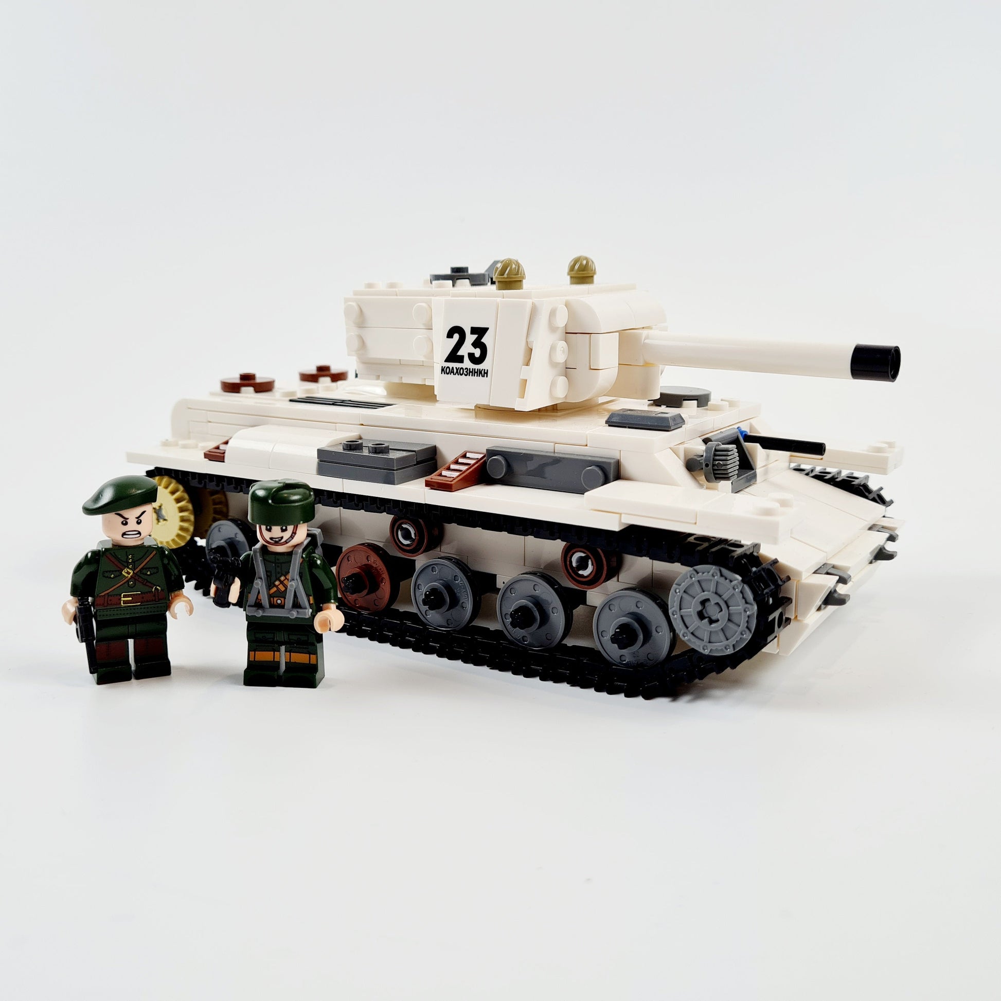 WW2 Soviet KV-1 Heavy Tank (Winter Camo)1