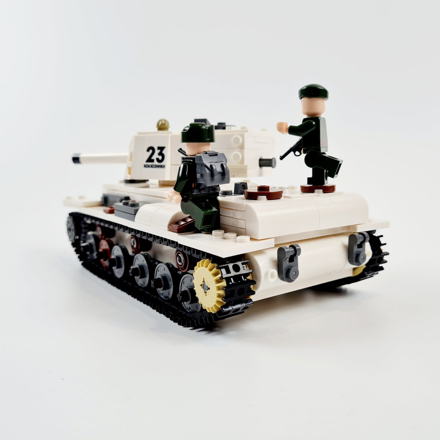 WW2 Soviet KV-1 Heavy Tank (Winter Camo)8