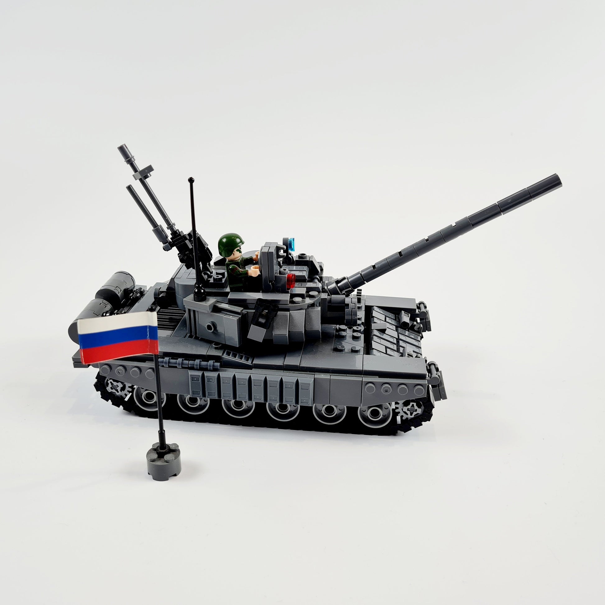 Soviet Army T-72AV Main Battle Tank9