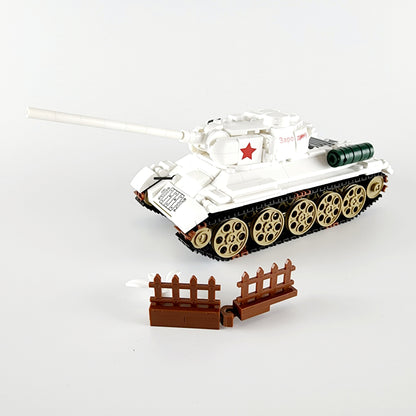WW2 Soviet T-34-85 (Winter Camo)4