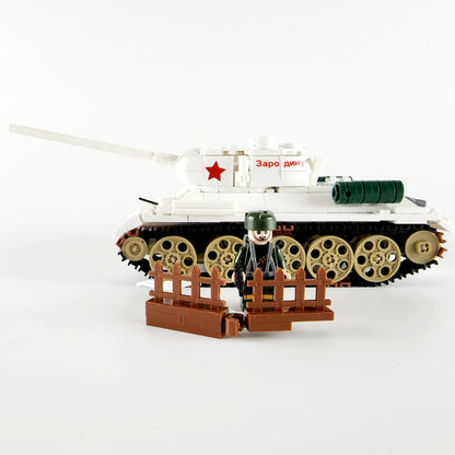 WW2 Soviet T-34-85 (Winter Camo)2