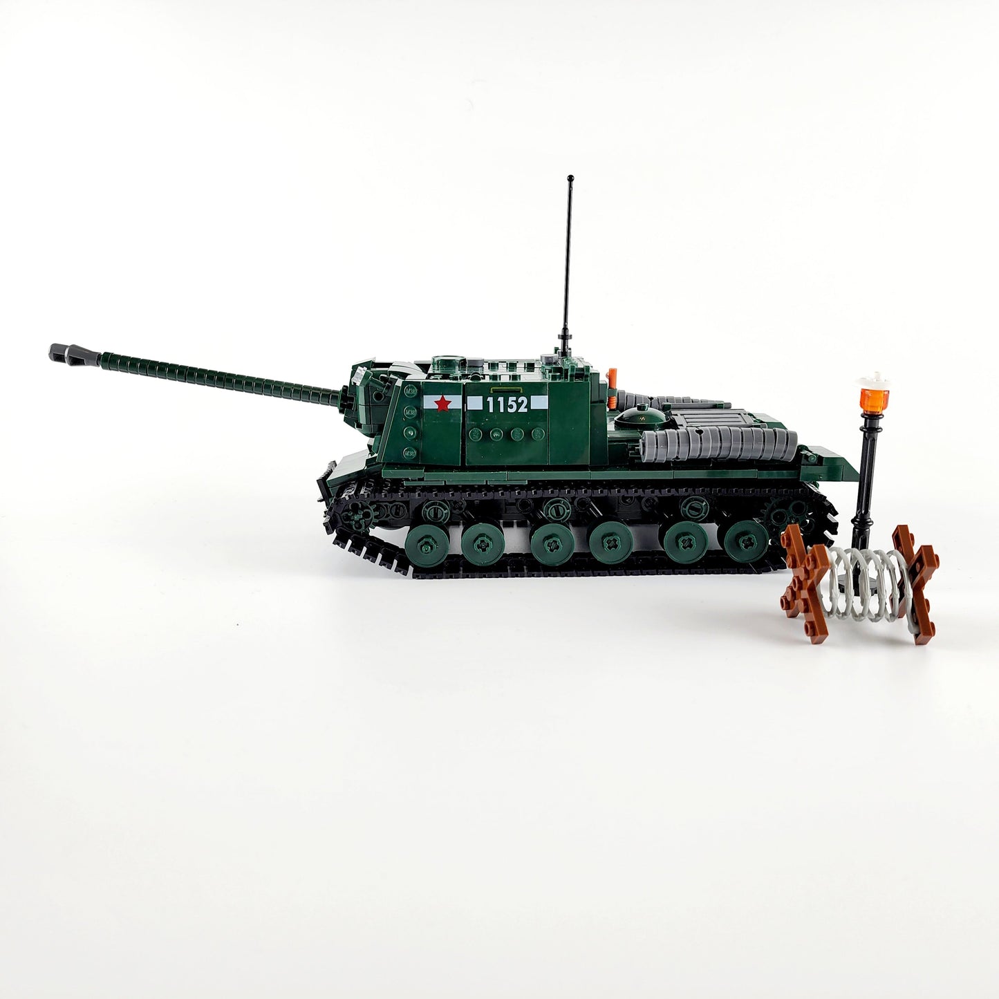 WW2 Soviet ISU-152 Tank Destroyer5