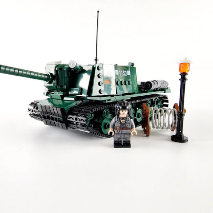 WW2 Soviet ISU-152 Tank Destroyer3