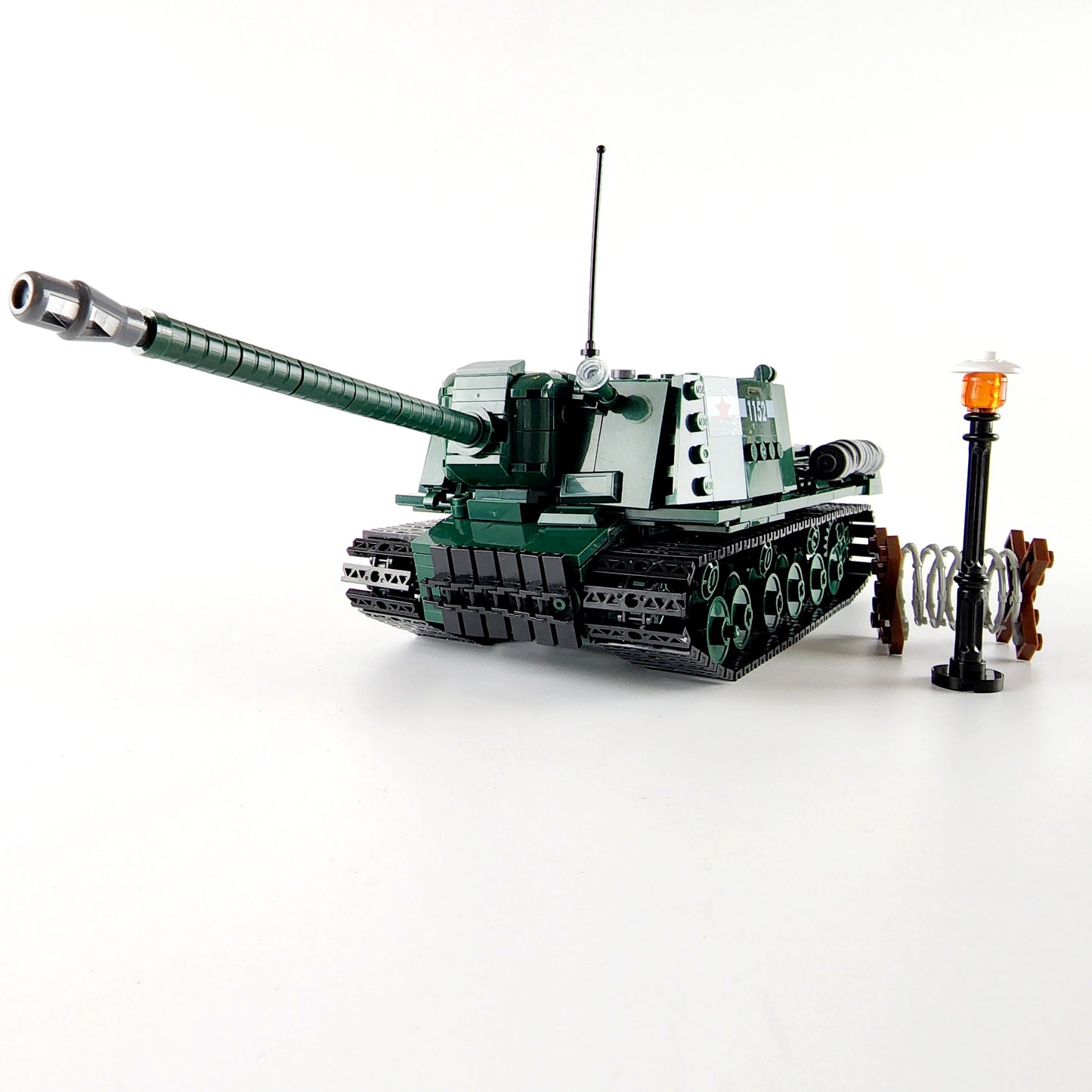 WW2 Soviet ISU-152 Tank Destroyer4