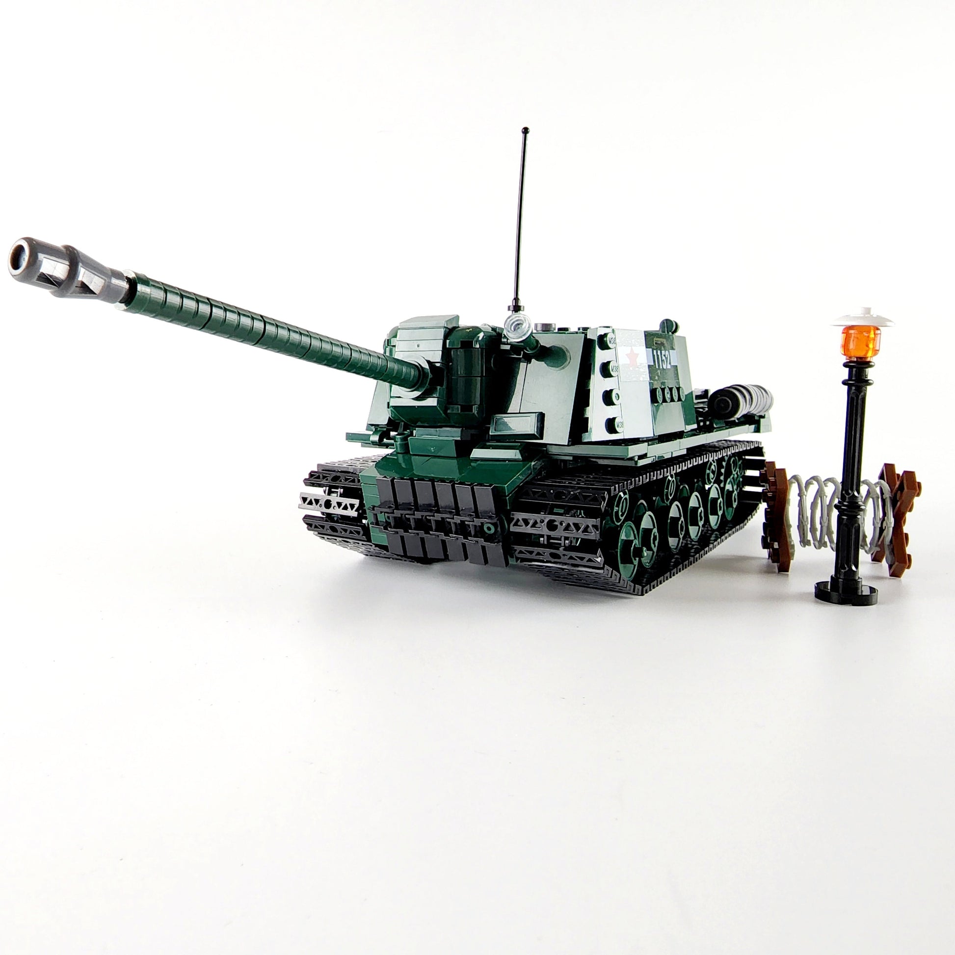 WW2 Soviet ISU-152 Tank Destroyer4