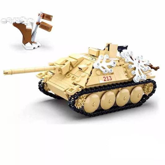 WW2 German Jagdpanzer 38 "Hetzer" Tank Destroyer1