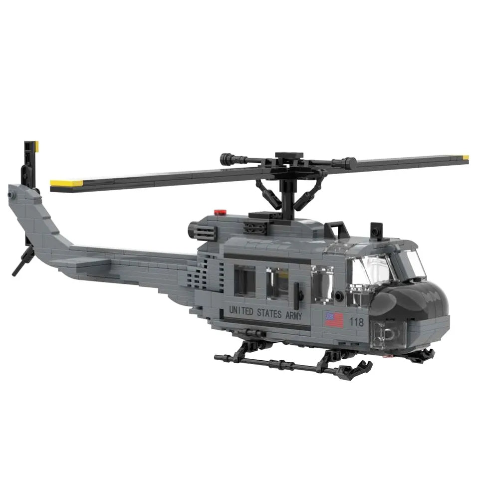 US Army UH-1 "Huey" Military Helicopter2
