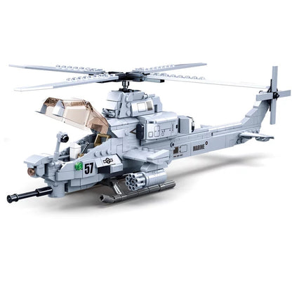 US Military AH-1Z Viper Attack Helicopter2
