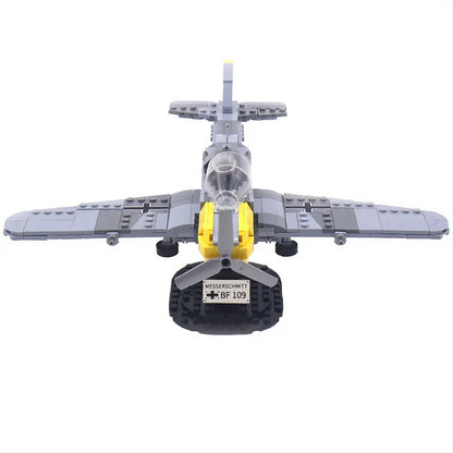 WW2 German BF-109 Fighter + Display Stand2