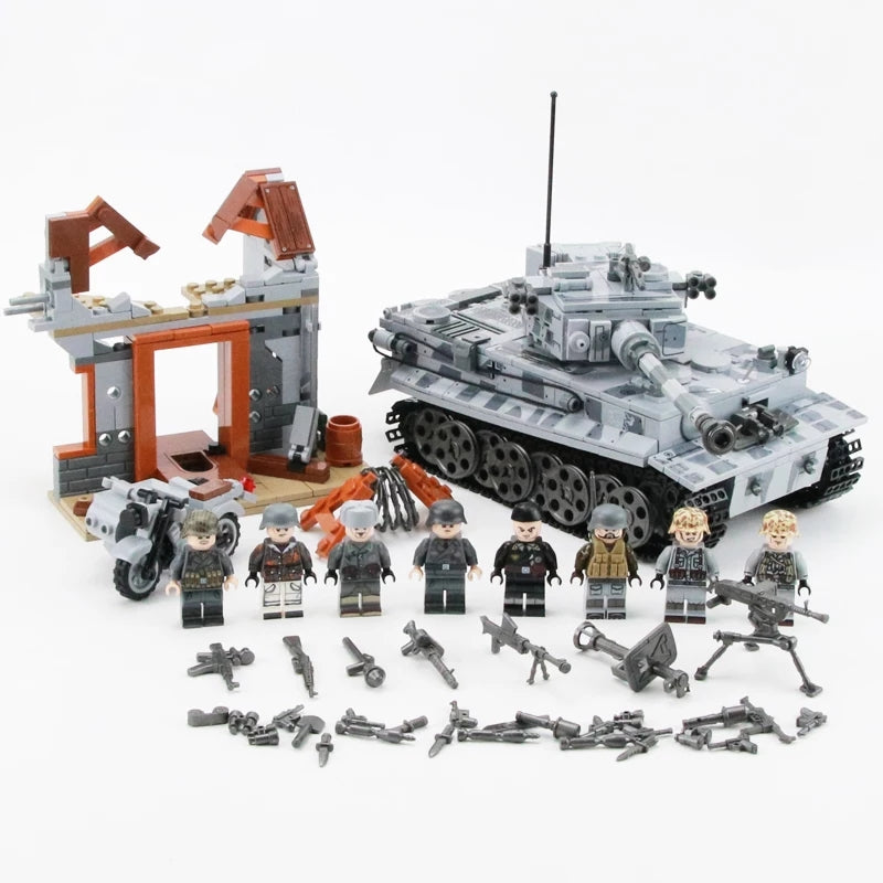 WW2 German Pz.Kpfw. "Tiger" H Tank1