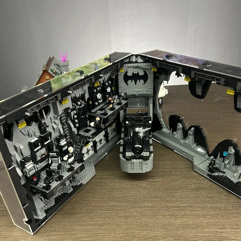 HEROBOOK - Stunning Hero Themed Display • Hidden Book Design • Opens to Reveal Hero Figure