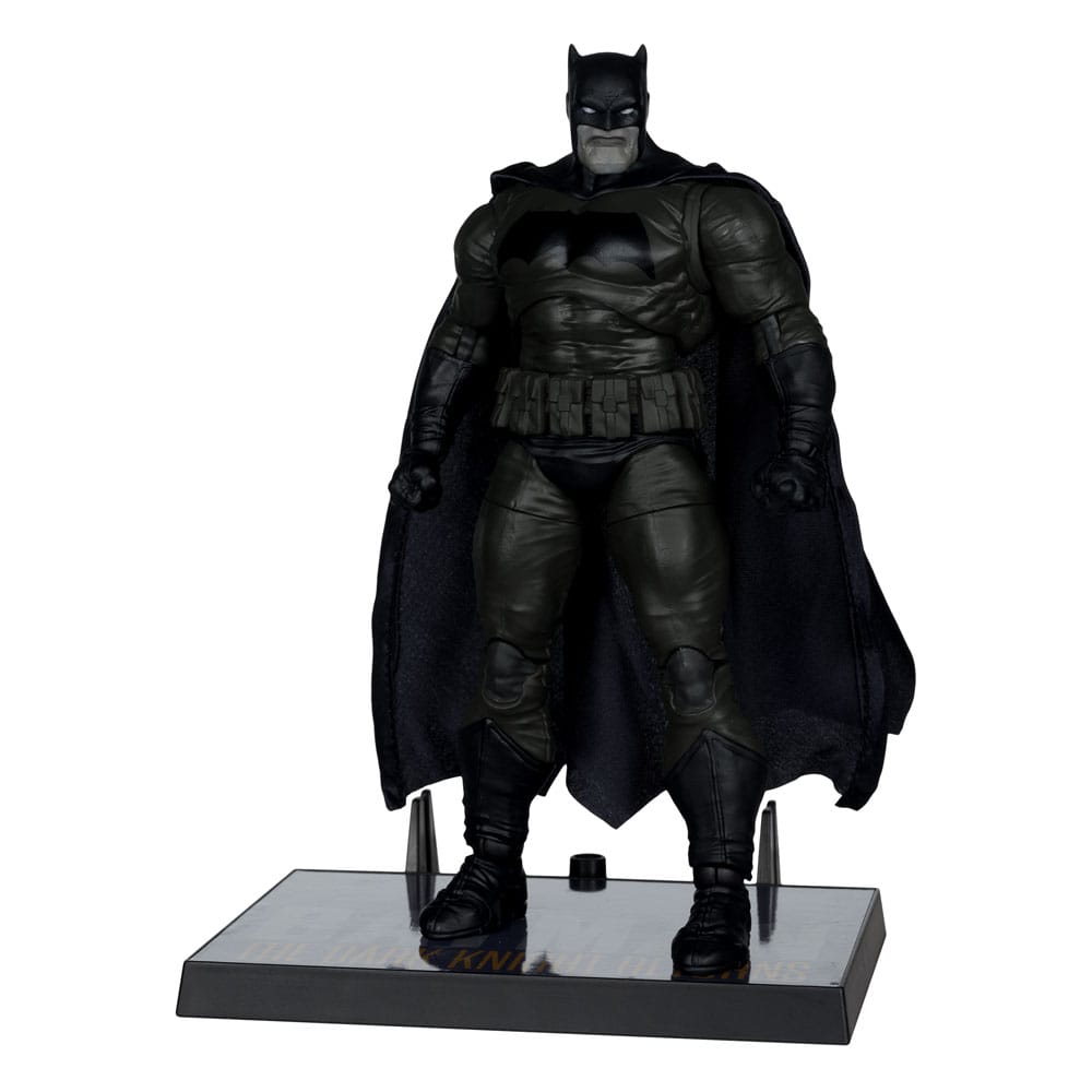 DC Multiverse McFarlane Cover Recreations Action Figure Batman (Batman: The Dark Knight Returns #1) (Gold Label) 18cm7