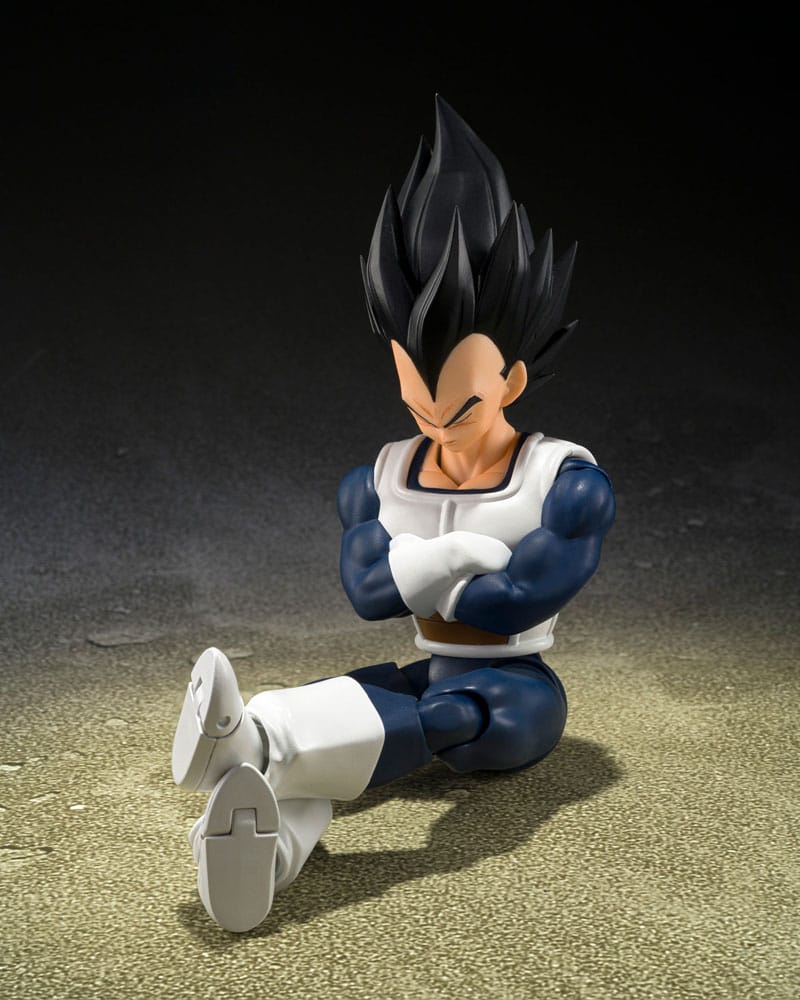 Dragon Ball Z S.H. Figuarts Action Figure Vegeta Old Battle Clothes 14cm3