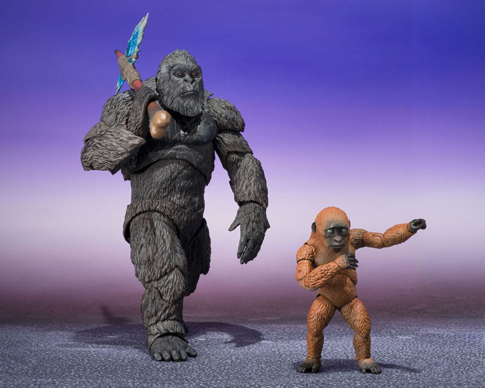 Godzilla x Kong: The New Empire S.H. Monster Arts Action Figures 2-Pack Suko & Mothra7