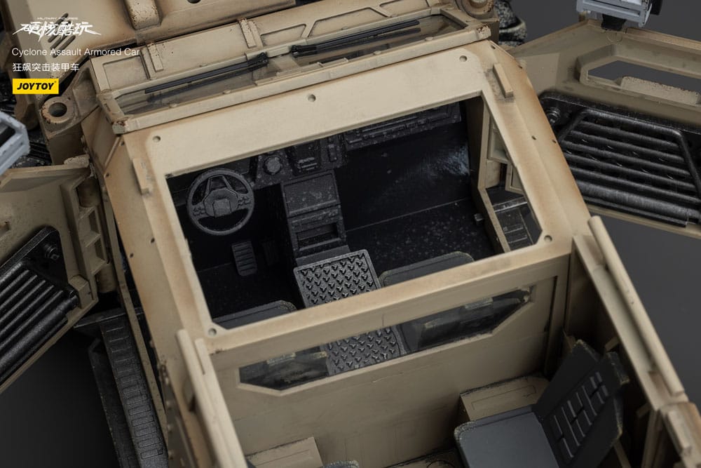 Hardcore Coldplay Vehicle 1/18 Cyclone Assauit Armored Car8