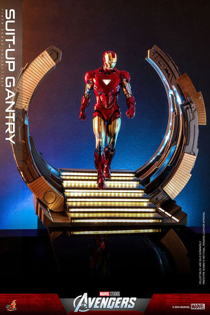 Marvel's The Avengers Accessories Collection Series Iron Man Suit-Up Gantry6