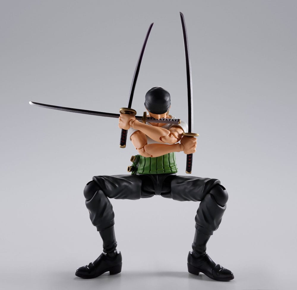 One Piece S.H.Figuarts Action Figure Roronoa Zoro Romance Dawn Ver. 15cm6