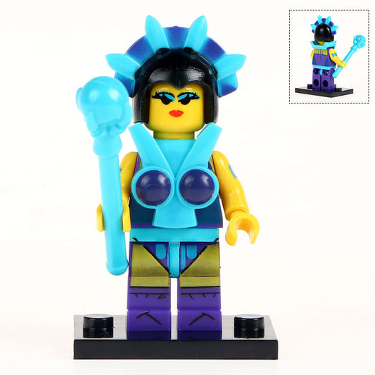 Evil-Lyn Minifigure from Masters of the Universe1
