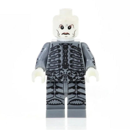 Engineer Alien vs Predator Custom Minifigure1