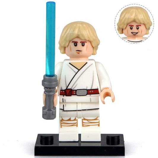 Luke Skywalker custom Star Wars Minifigure1