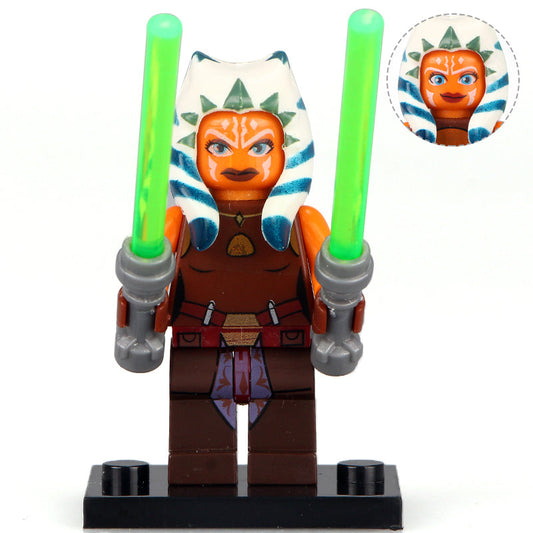 Ahsoka Tano custom Star Wars Minifigure1