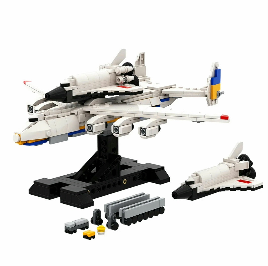 Soviet/ Ukranian An-225 "Mriya" Strategic Airlifter1