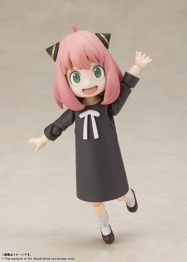 Spy x Family S.H. Figuarts Action Figure Anya Forger 8cm8