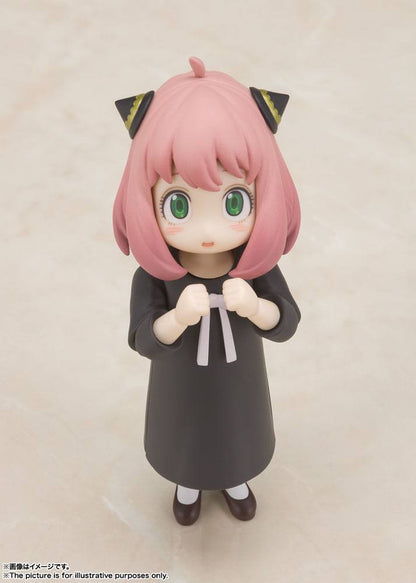 Spy x Family S.H. Figuarts Action Figure Anya Forger 8cm4