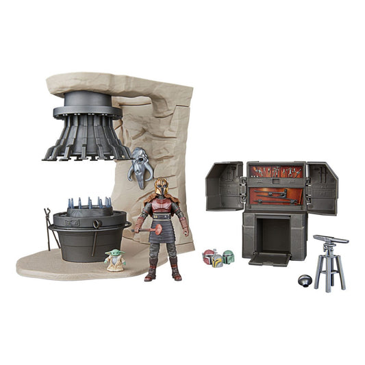 Star Wars The Mandalorian Vintage Collection The Armorer's Forge with The Armorer (Lakeside Covert World)1