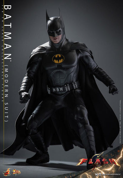 The Flash Movie Masterpiece Action Figure 1/6 Batman (Modern Suit) 30cm22