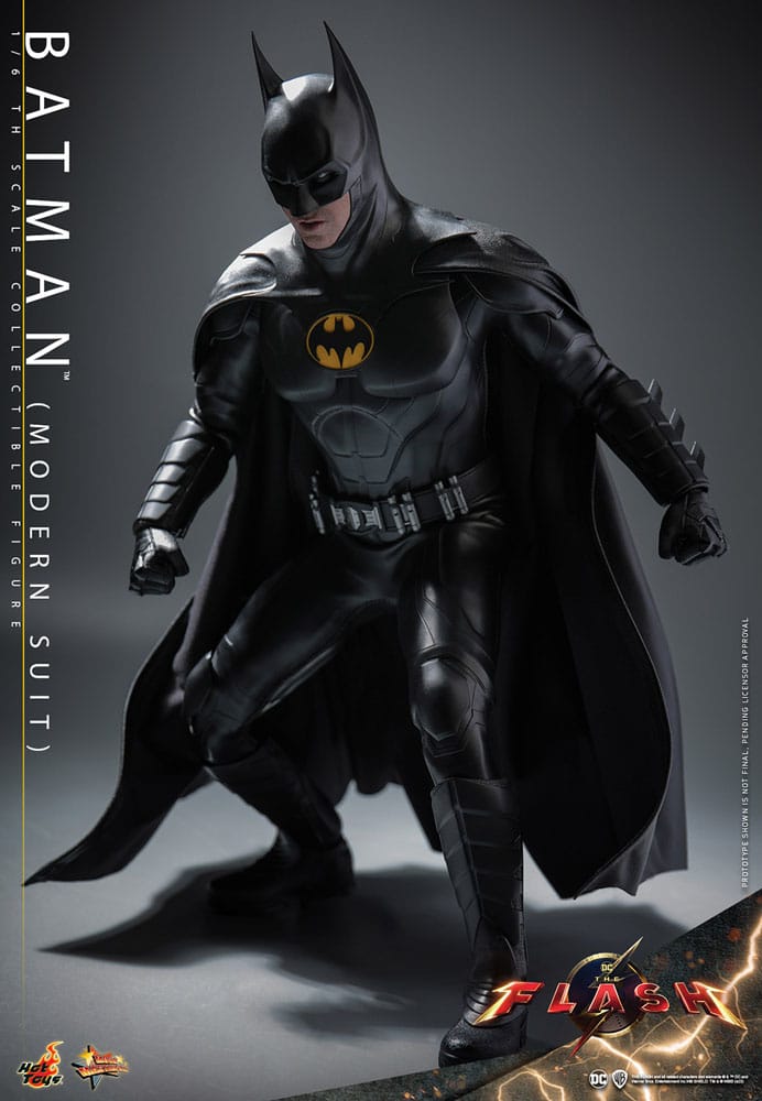 The Flash Movie Masterpiece Action Figure 1/6 Batman (Modern Suit) 30cm21
