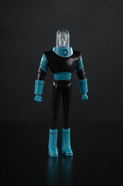 The New Batman Adventure DC Direct 1/6 Action Figure Mr. Freeze 15cm13