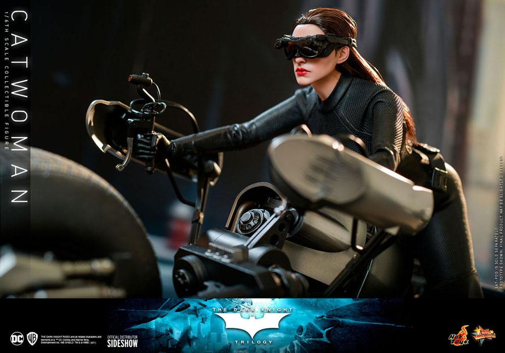 The Dark Knight Trilogy Movie Masterpiece Action Figure 1/6 Catwoman 29cm3