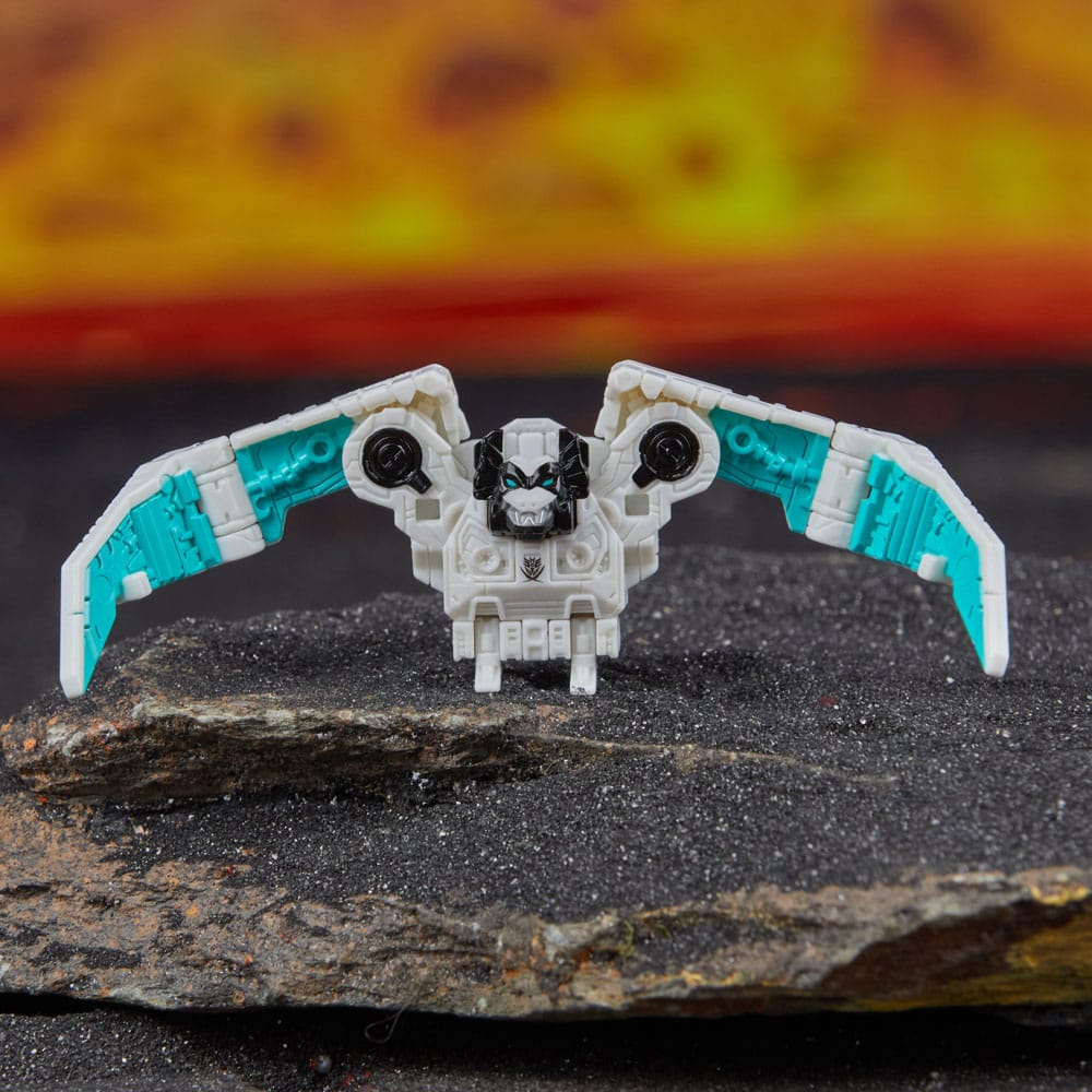 Transformers Generations Legacy United Leader Class Action Figure Star Raider Thundertron 18cm16