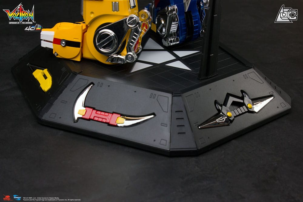 Voltron Action Figure Gift Set 40th Anniversary Collector´s Edition 27cm22