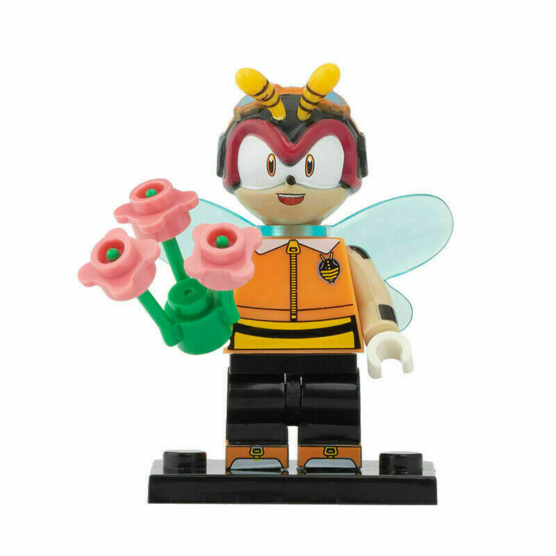 Charmy Bee from Sonic the Hedgehog Custom Minifigure1
