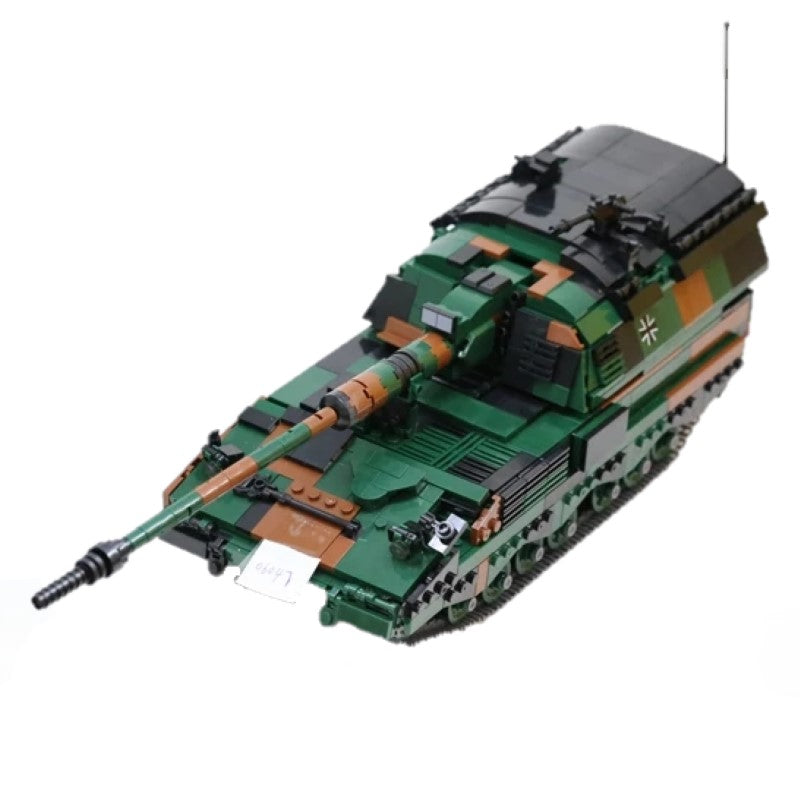 German Bundeswehr Panzerhaubitze 2000 SPG4